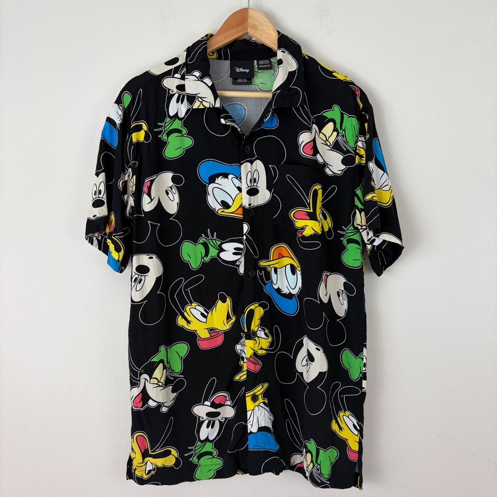 Disney Mens Mickey Donald Goofy Pluto Button Up Short Sleeve Pocket Shirt Size M
